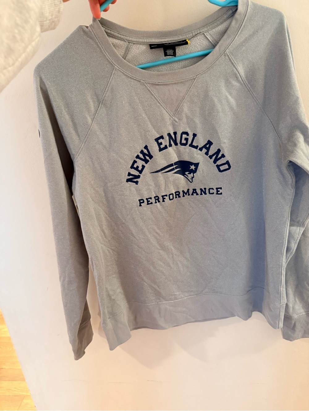 Under Armour Women's Light Gray Crewneck Sweatshirt with Navy Logo